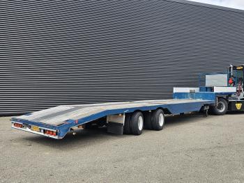 SEMI TRAILER / EXTENDABLE / 2 X STEERING AXLE / WHEEL WELL / RAD MULDE